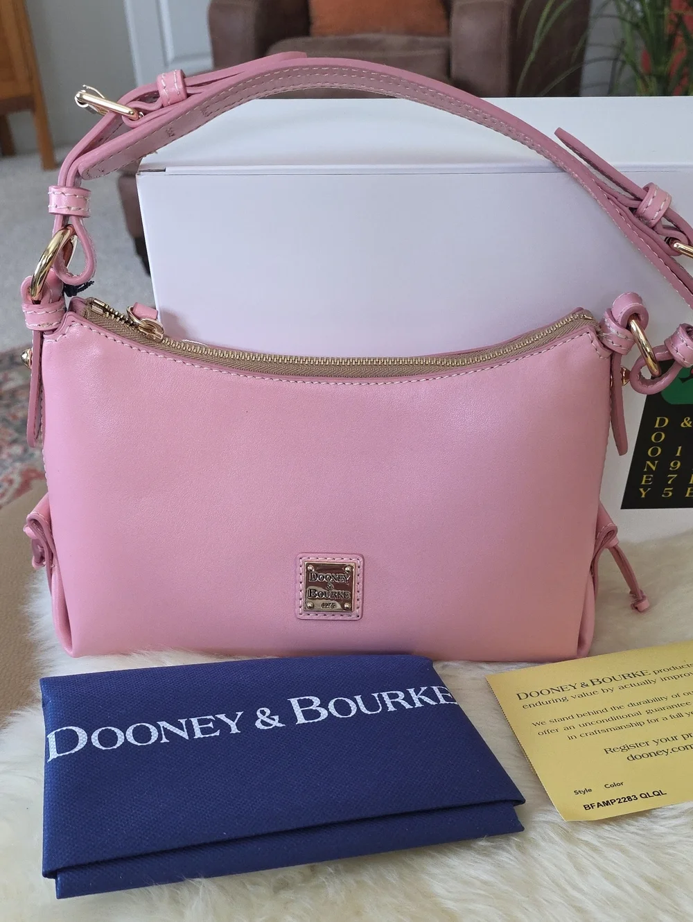 Dooney & Bourke beautiful new